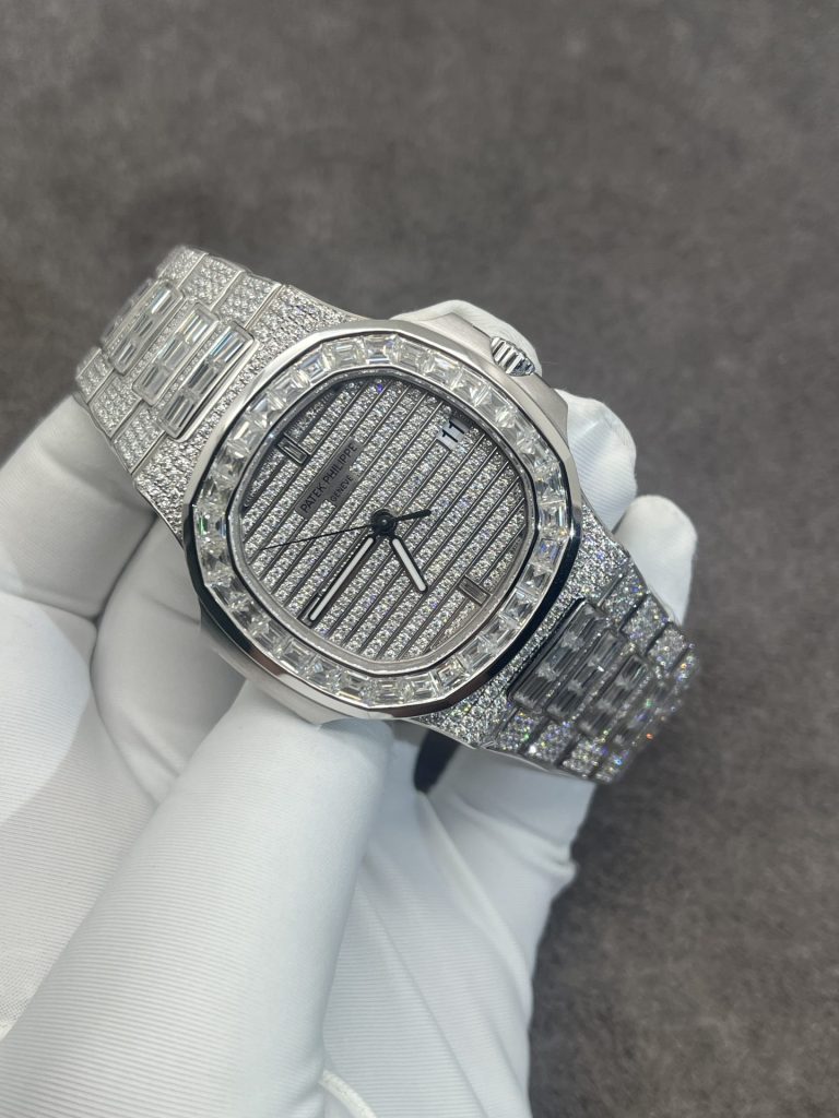 Patek Philippe Solid Gold & CVD Diamonds Customs Best Replica Nautilus 5719 40mm (1)