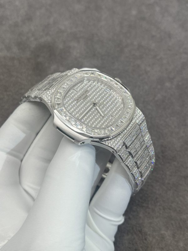 Patek Philippe Solid Gold & CVD Diamonds Customs Best Replica Nautilus 5719 40mm (1)