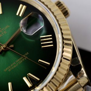 Rolex Day-Date 228238-0069 Green Ombre Replica Watch QF Factory 185 Grams 40mm (1)