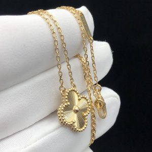 Van Cleef & Arpels Vintage Alhambra Womens Necklace 18K Gold Custom (2)