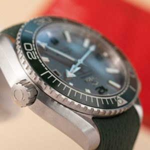 Replica Omega Watches Planet Ocean 600M Gray Dial VS Factory (1)