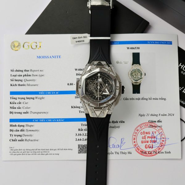 Hublot Big Bang Sang Bleu II Replica 11 Watch Custom Moissanite Diamonds 44mm (2)