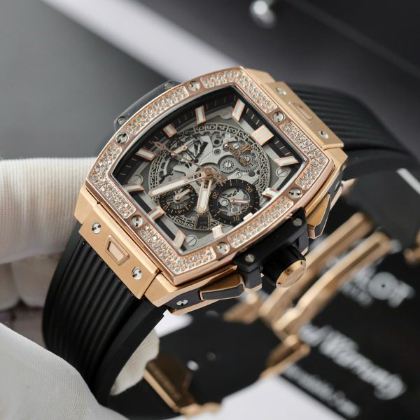 Hublot Spirit Of Big Bang King Gold Replica Watch Custom Moissanite Diamonds Hong Kong 42mm (2)