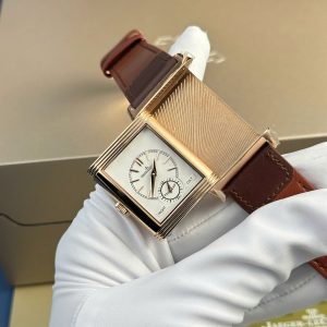 Jaeger LeCoultre Master Reverso Best Replica Watch Leather Strap MG Factory 30x40mm (2)