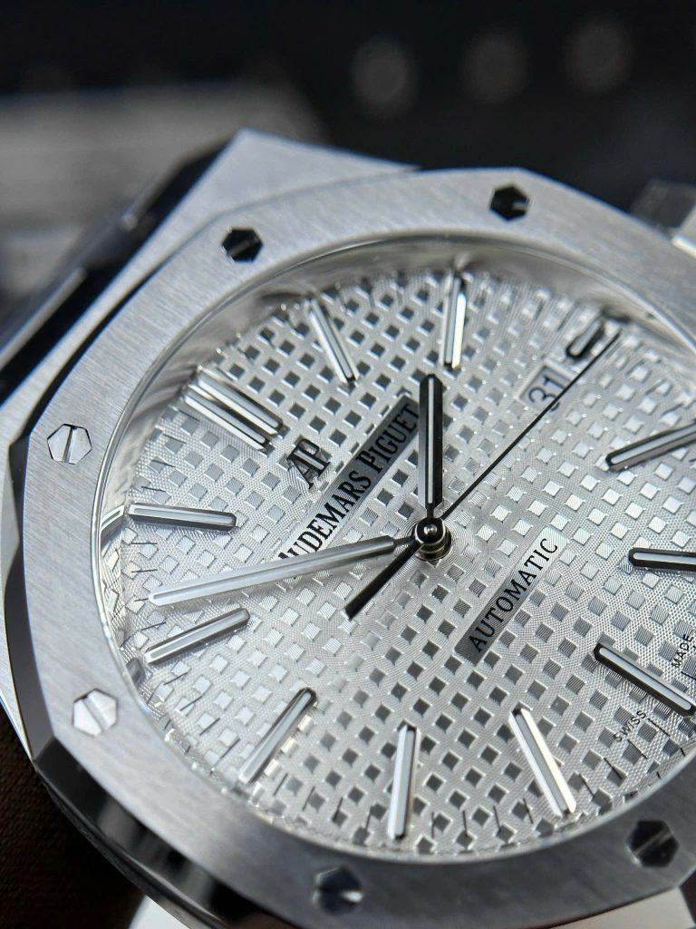 Audemars Piguet Royal Oak 15400ST Replica Watches White Dial APS Factory 41mm (2)