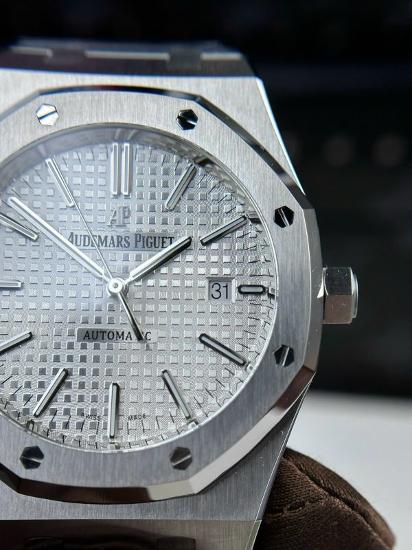 Audemars Piguet Royal Oak 15400ST Replica Watches White Dial APS Factory 41mm (2)