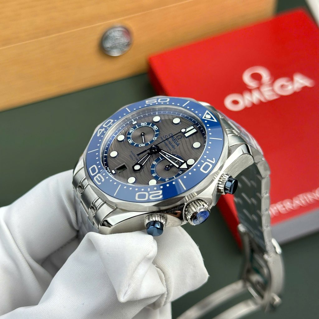 Omega Seamaster Diver 300M Chronograph Replica Watches Gray Dial Metal Wire N1 Factory 44mm (2)