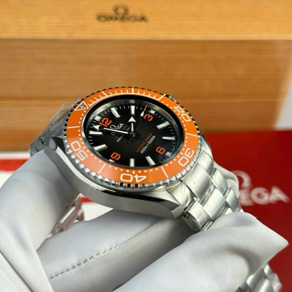 Omega Seamaster Planet Ocean 6000M Ultra Deep Best Replica Watch Black Dial VS Factory 45 (2)