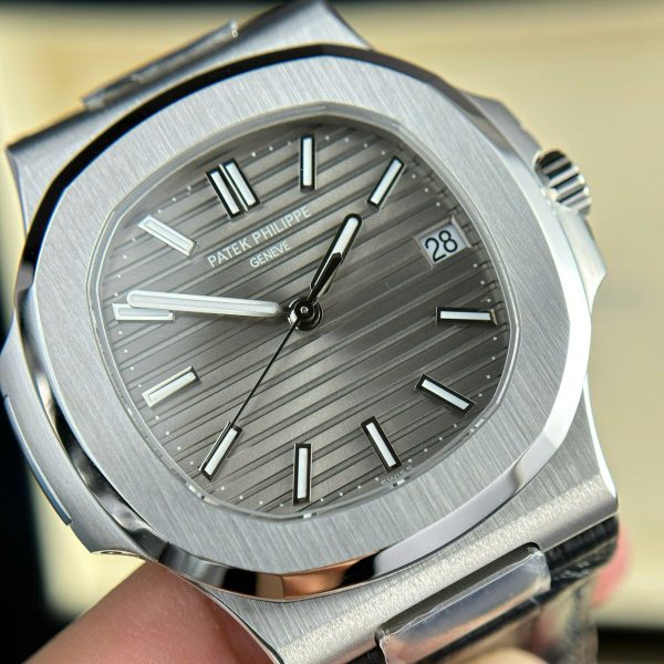 Patek Philippe Best Replica Watch Nautilus 5711 Gray Dial Leather Strap 3K Factory 40mm (2)