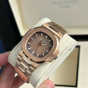 Patek Philippe Nautilus 5711 Best Replica Watch Chocolate Dial 3K Factory 40mm (2)