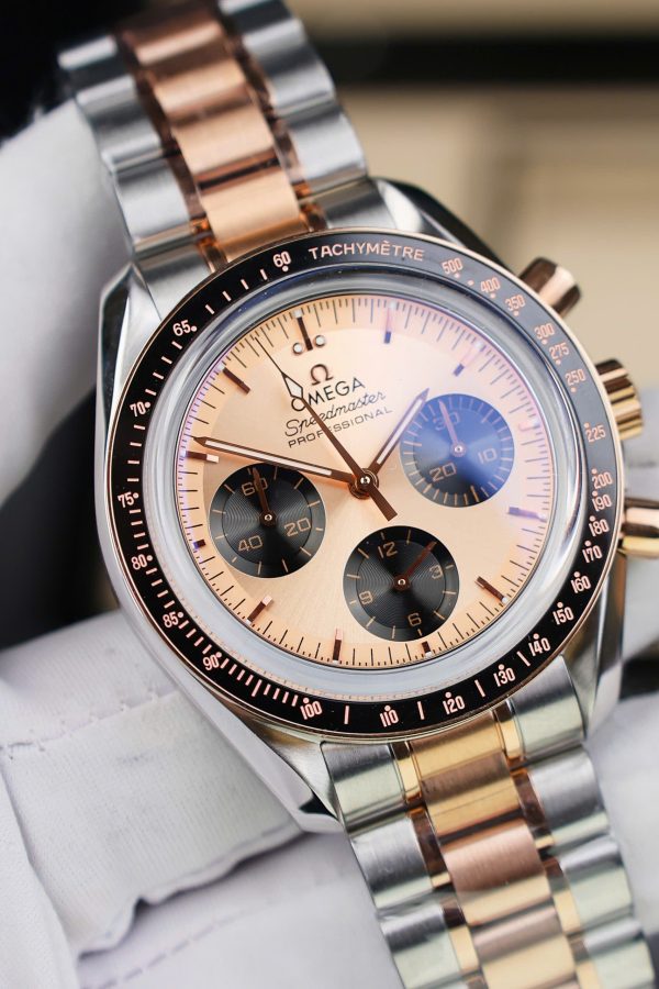 Omega Replica Watch Speedmaster Moonwatch Chronograph Demi Gold 42mm