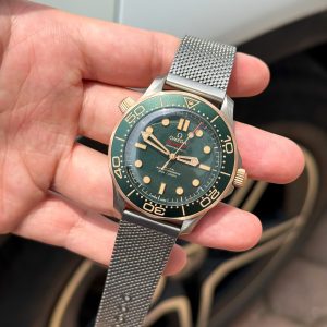 Omega Seamaster Diver 300M Green Dial Replica Watch Best Quality Factory VS 42mm