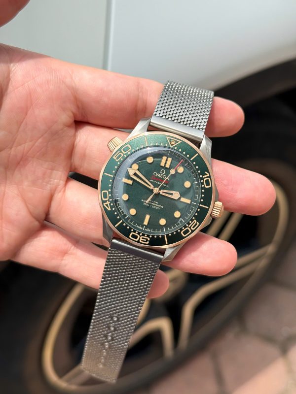 Omega Seamaster Diver 300M Green Dial Replica Watch Best Quality Factory VS 42mm