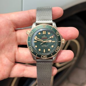 Omega Seamaster Diver 300M Green Dial Replica Watch Best Quality Factory VS 42mm