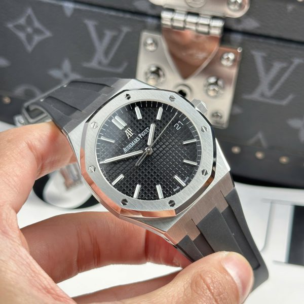 Audemars Piguet Imitation Watches Royal Oak 15500ST Black Dial Rubber Strap APS 41mm (2)