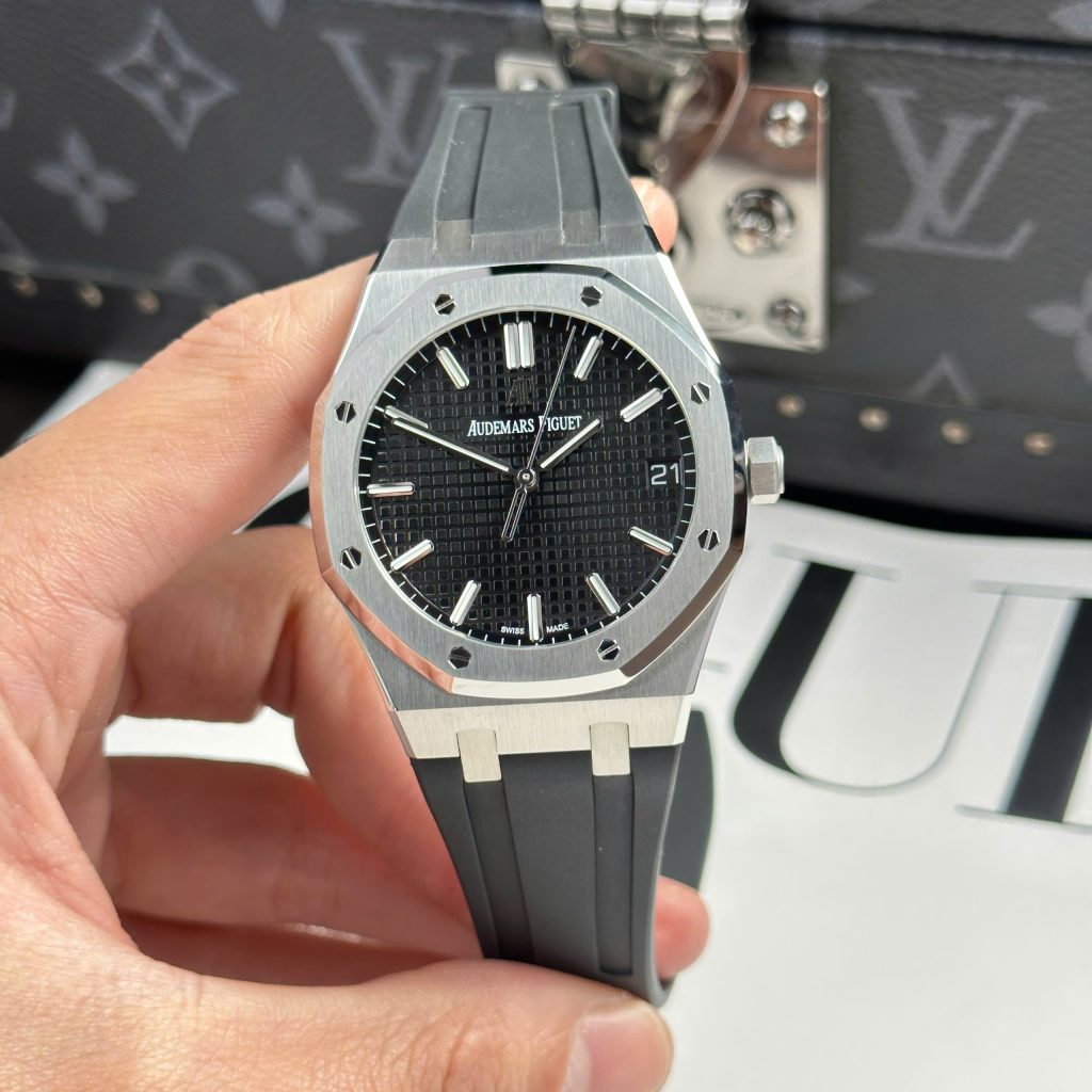 Audemars Piguet Imitation Watches Royal Oak 15500ST Black Dial Rubber Strap APS 41mm (2)