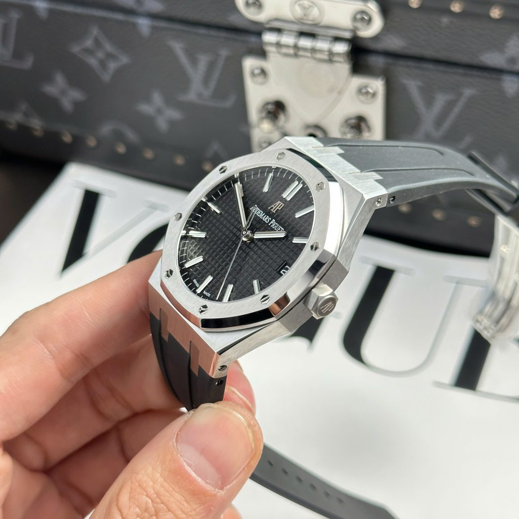 Audemars Piguet Imitation Watches Royal Oak 15500ST Black Dial Rubber Strap APS 41mm (2)