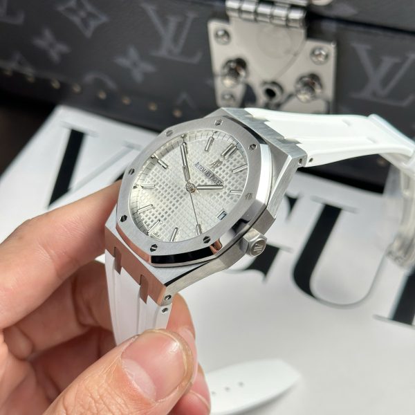 Audemars Piguet Replica Watches Royal Oak 15500ST White Dial Rubber Strap APS 41mm (2)