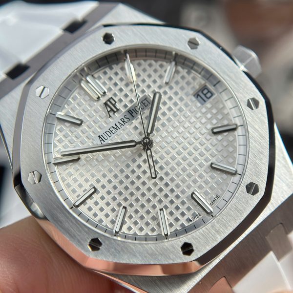 Audemars Piguet Replica Watches Royal Oak 15500ST White Dial Rubber Strap APS 41mm (2)