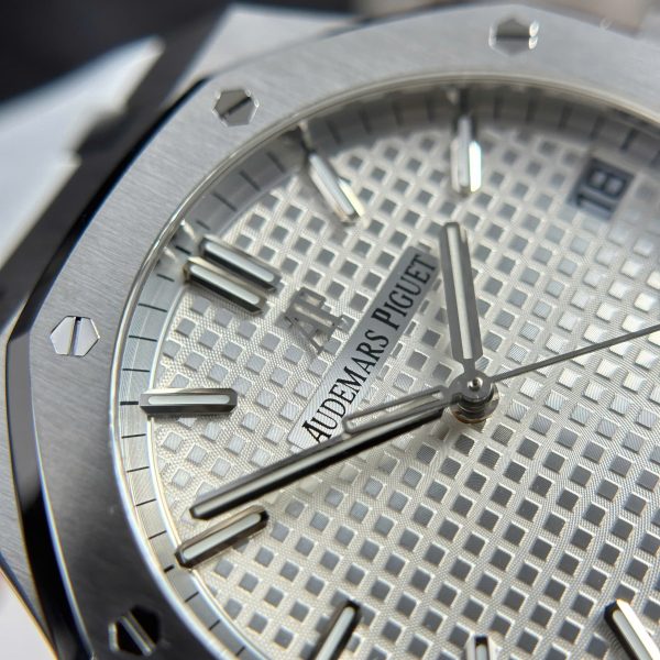 Audemars Piguet Replica Watches Royal Oak 15500ST White Dial Rubber Strap APS 41mm (2)