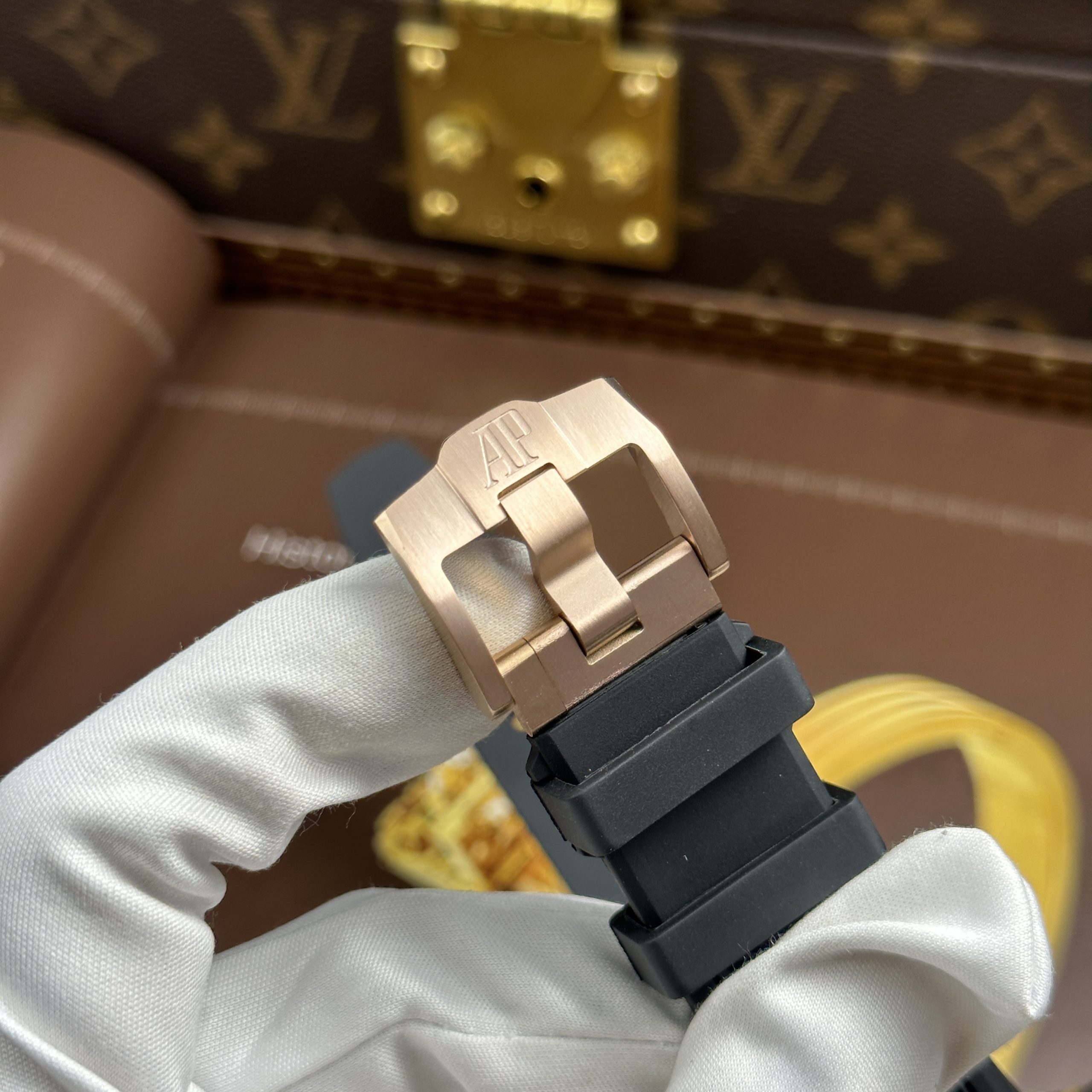 Audemars Piguet Royal Oak Flying Tourbillon UAE Version Imitation Watch Carbon CFT Case Black Rubber Strap 42mm (2)