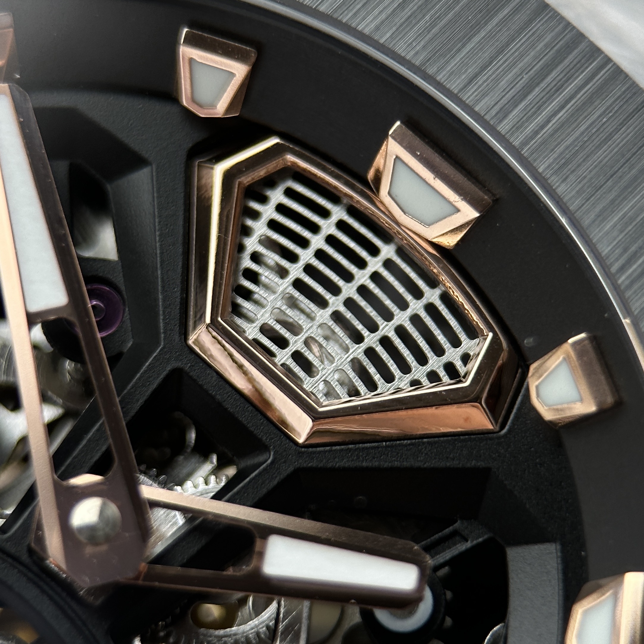 Audemars Piguet Royal Oak Flying Tourbillon UAE Version Imitation Watch Carbon CFT Case Black Rubber Strap 42mm (9)