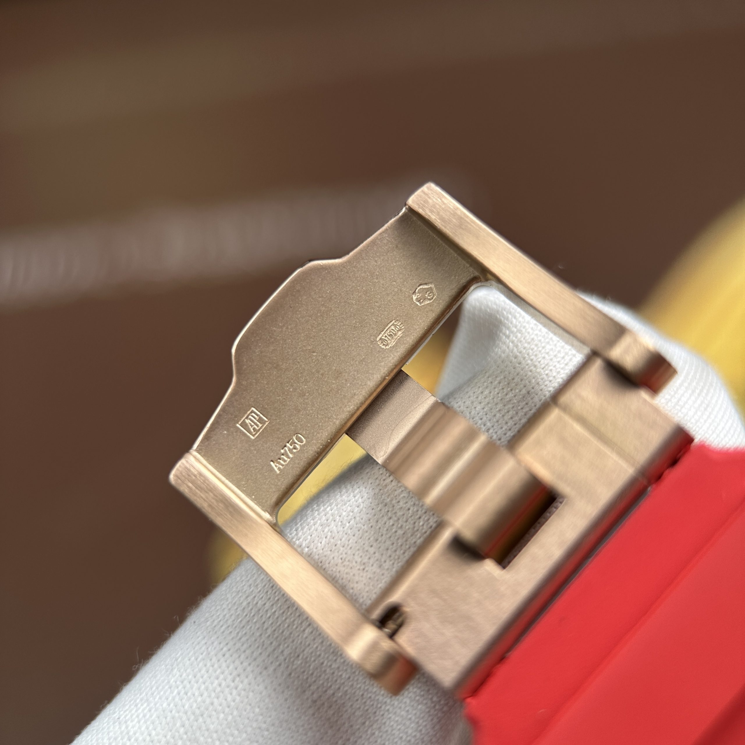 Audemars Piguet Royal Oak Flying Tourbillon UAE Version Replica Watch Carbon CFT Case Red Rubber Strap 42mm (5)