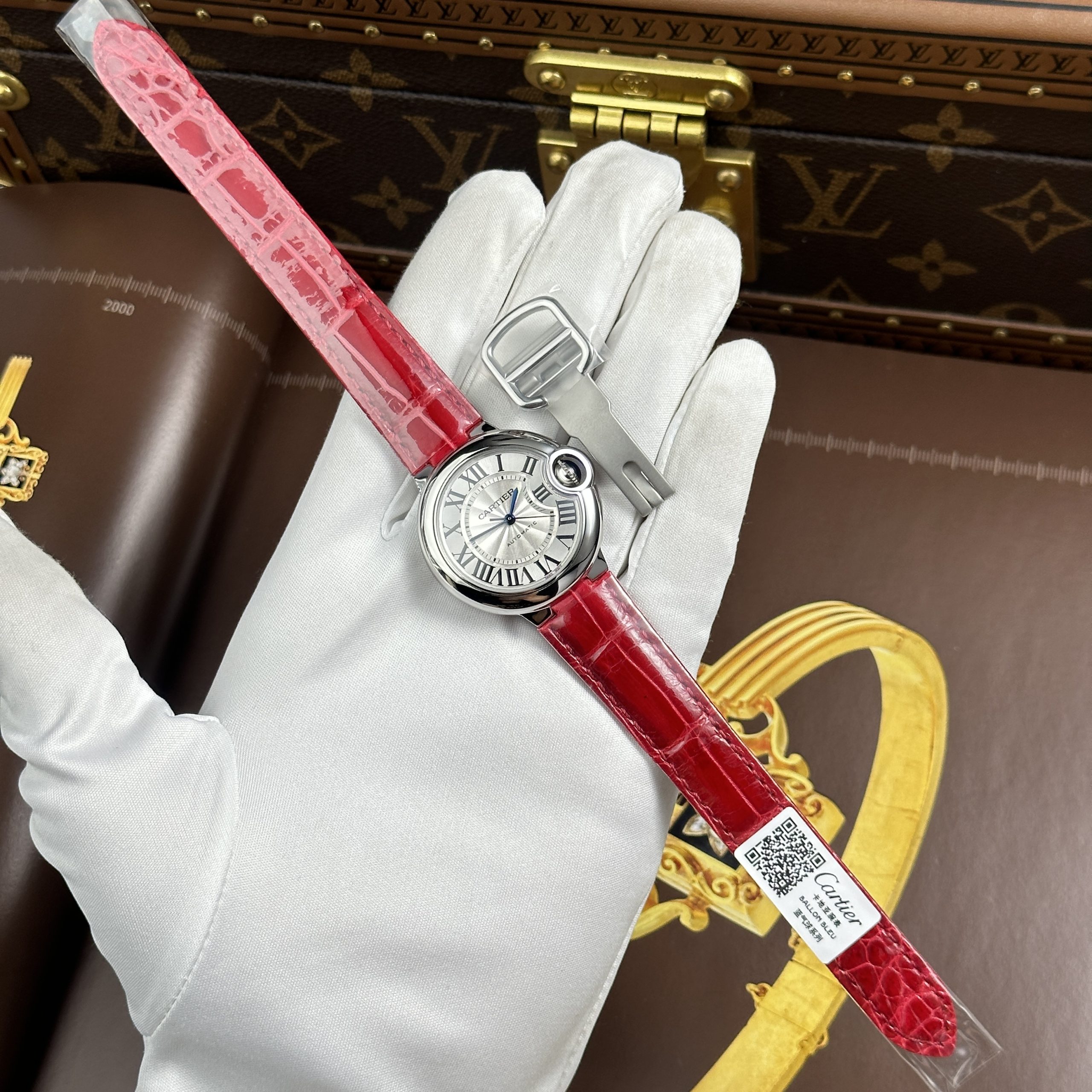 Cartier Ballon Bleu Best Quality Replica Watch White Dial Red Leather Strap Automatic AF Factory 33mm (7)