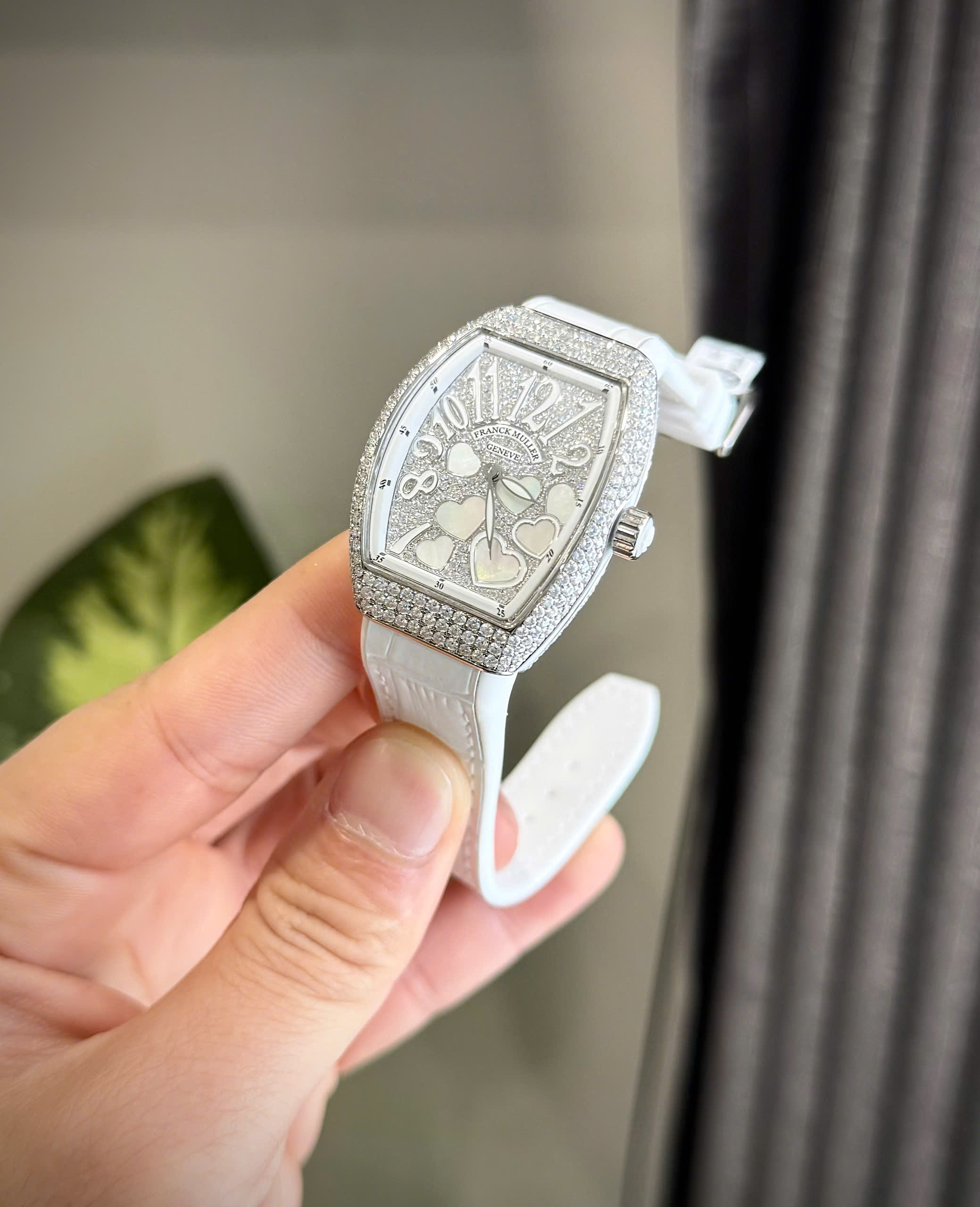 Franck Muller V32 Vanguard Lady Heart Knock Off Watch Diamond Moissanite White DIal Rubber Strap 36mm (3)
