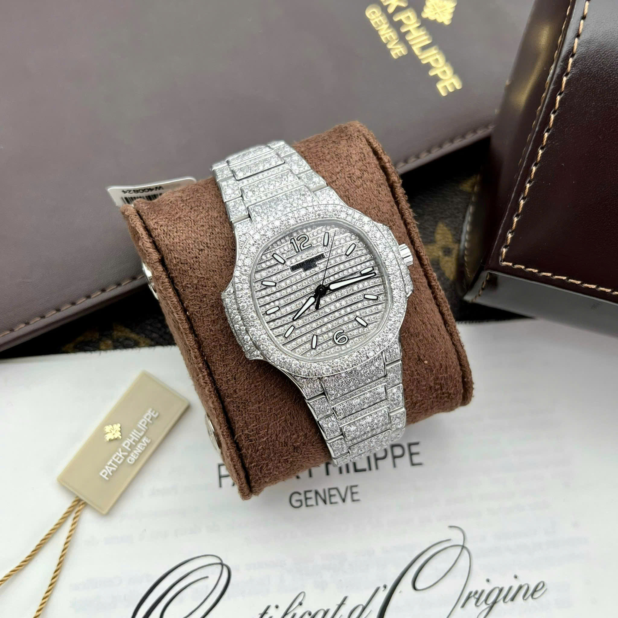 Patek Philippe Nautilus 7118 Replica Watches Ice Out Diamond Moissanite Automatic 35.2mm (9)