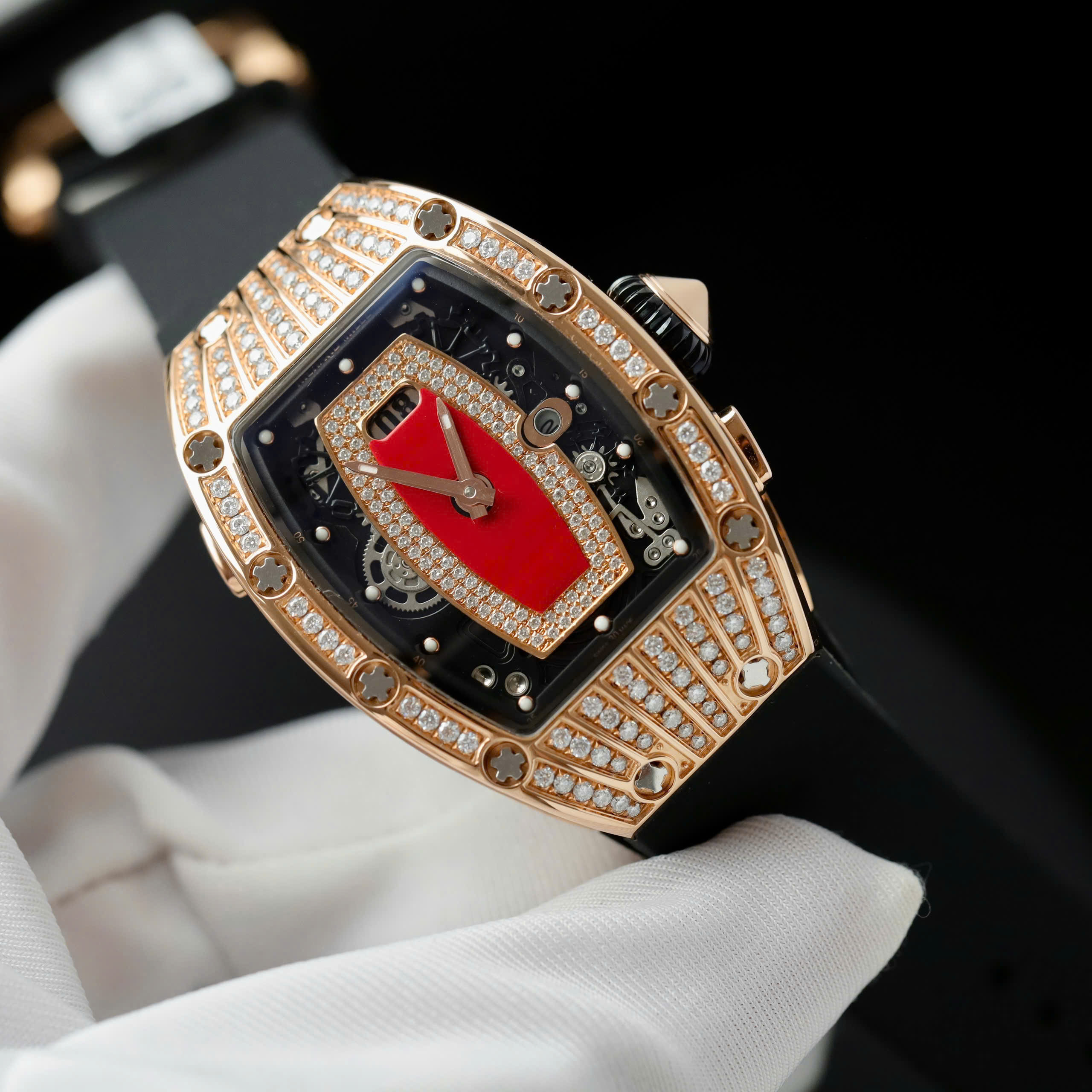 Richard Mille RM07 Imitation Watch 18K Gold Wrapped Diamond Moissanite Bezel Red Dial Black Rubber Strap 36mm (6)