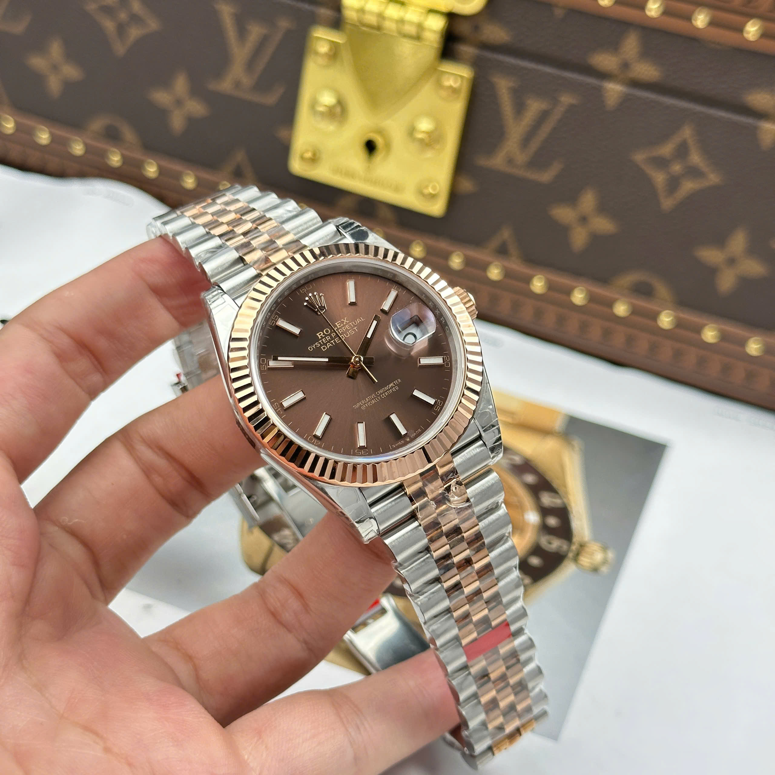 Rolex DateJust 126331 Best Replica Watch Two Tone Rose Gold Plate Brown Chocolate Dial Index Hours VS Factory 41mm (10)