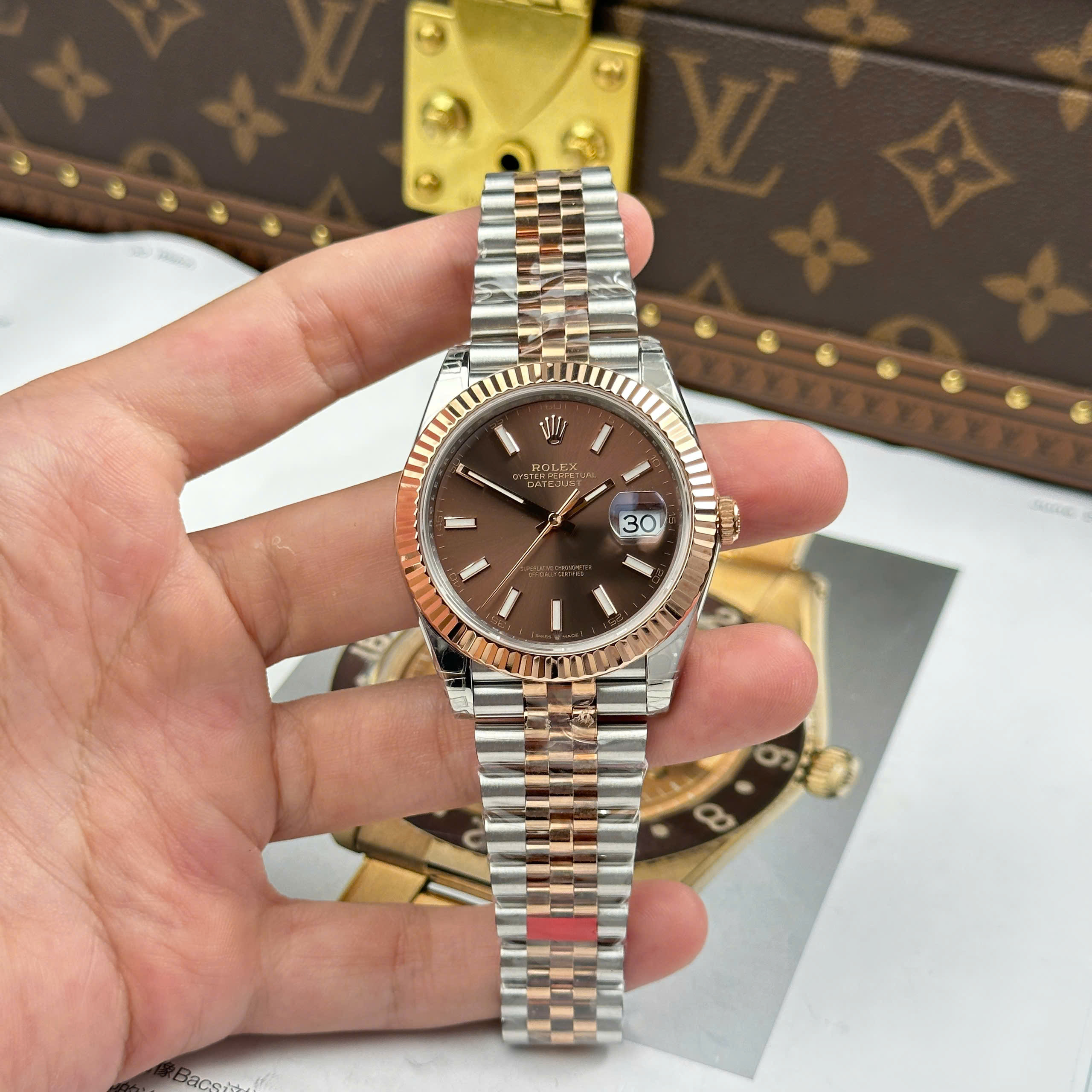 Rolex DateJust 126331 Best Replica Watch Two Tone Rose Gold Plate Brown Chocolate Dial Index Hours VS Factory 41mm (11)