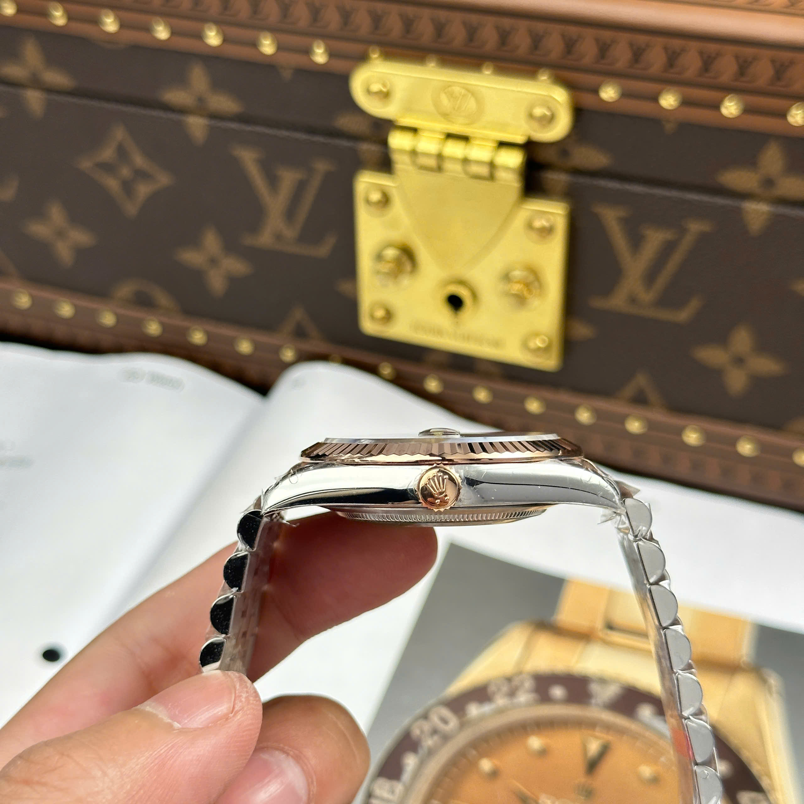 Rolex DateJust 126331 Best Replica Watch Two Tone Rose Gold Plate Brown Chocolate Dial Index Hours VS Factory 41mm (5)