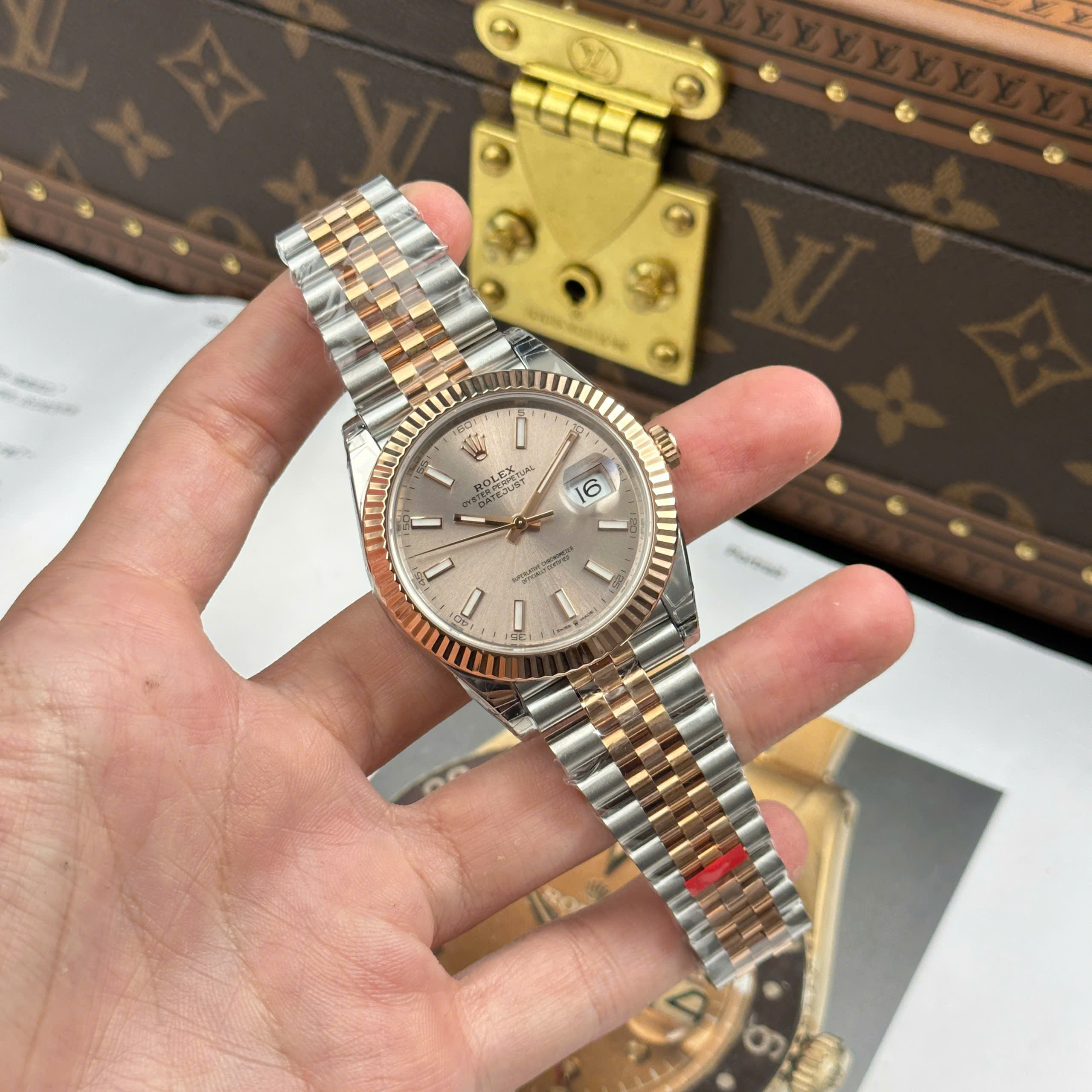 Rolex DateJust 126331 Luxury Imitation Watch Two Tone Rose Gold Plate Sundust Dial VS Factory 41mm (8)