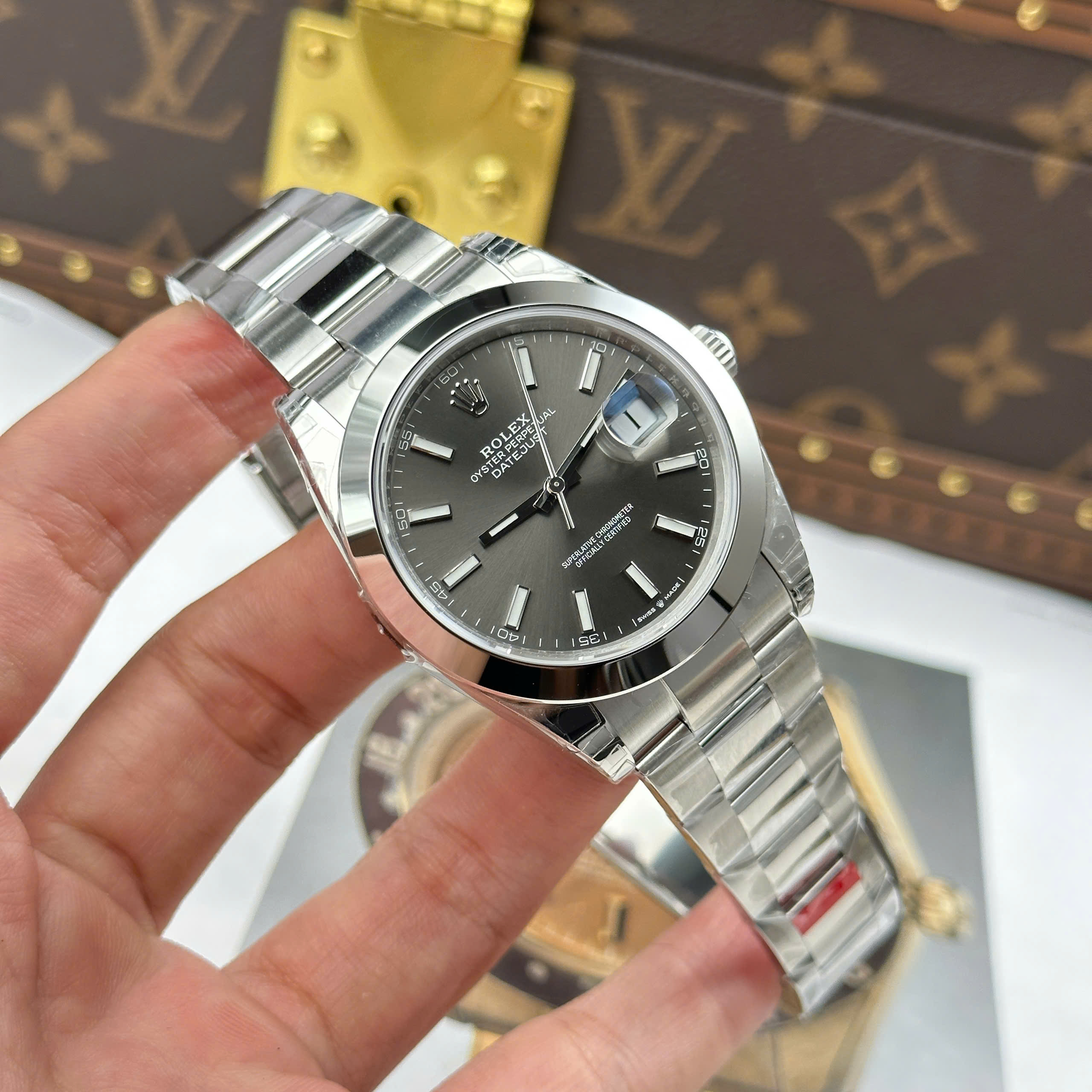 Rolex DateJust 126334 Best Quality Replica Watch Grey Dial Oyster Strap Index Hours VS Factory 41mm (13)