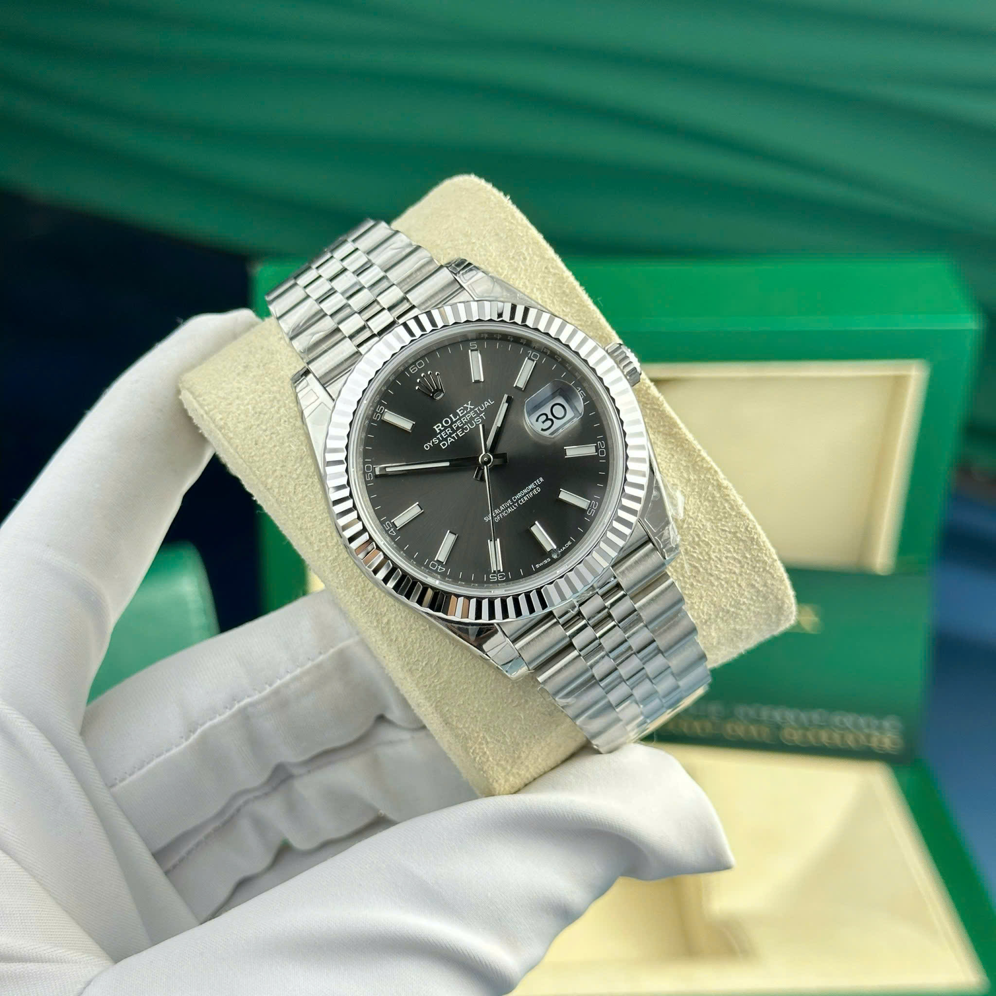 Rolex DateJust 126334 Imitaiton Watch Grey Dial Index Hours Jubilee Strap VS Factory 41mm (8)