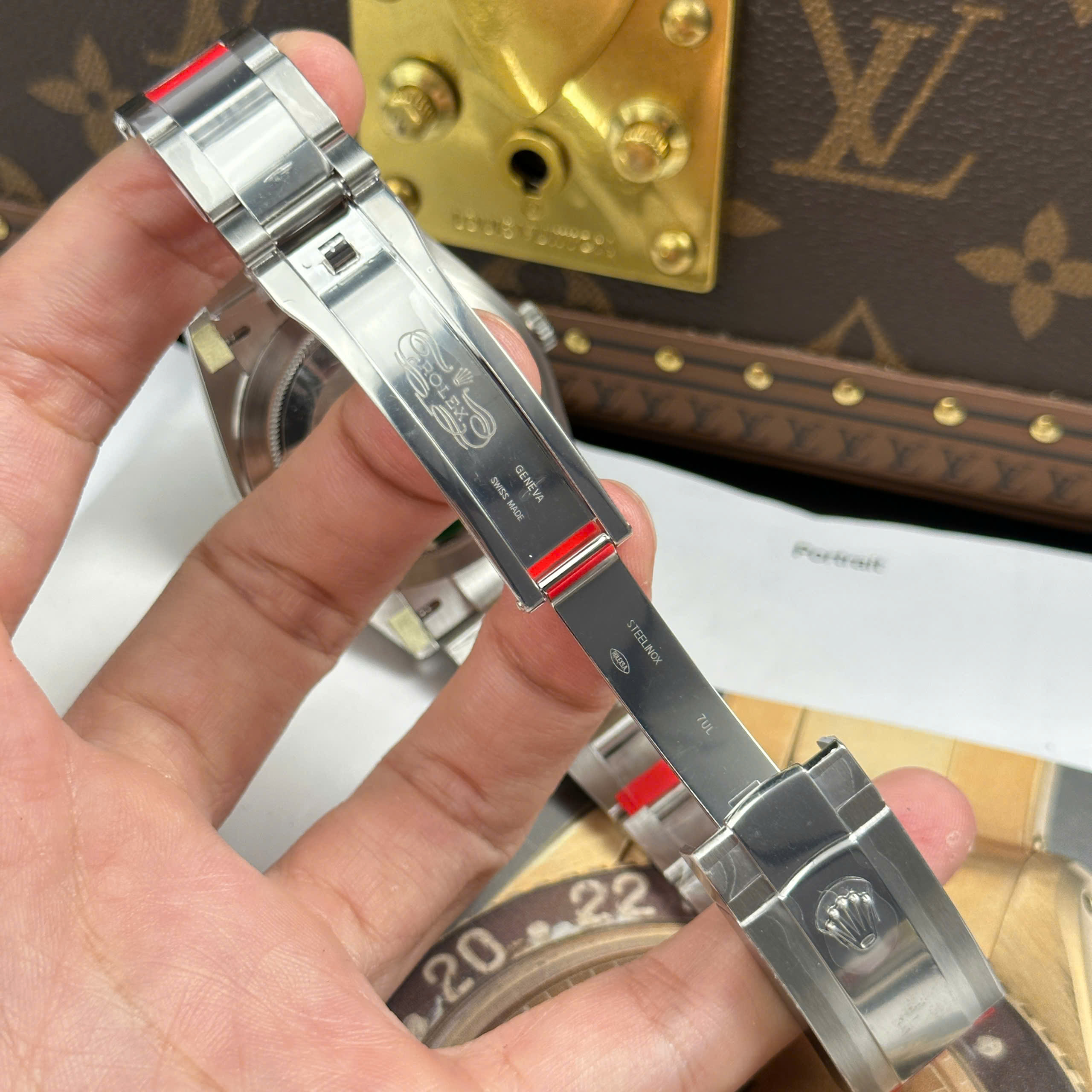 Rolex DateJust 126334 Replica Watch White Dial Oyster Strap Index Hours VS Factory 41mm (11)