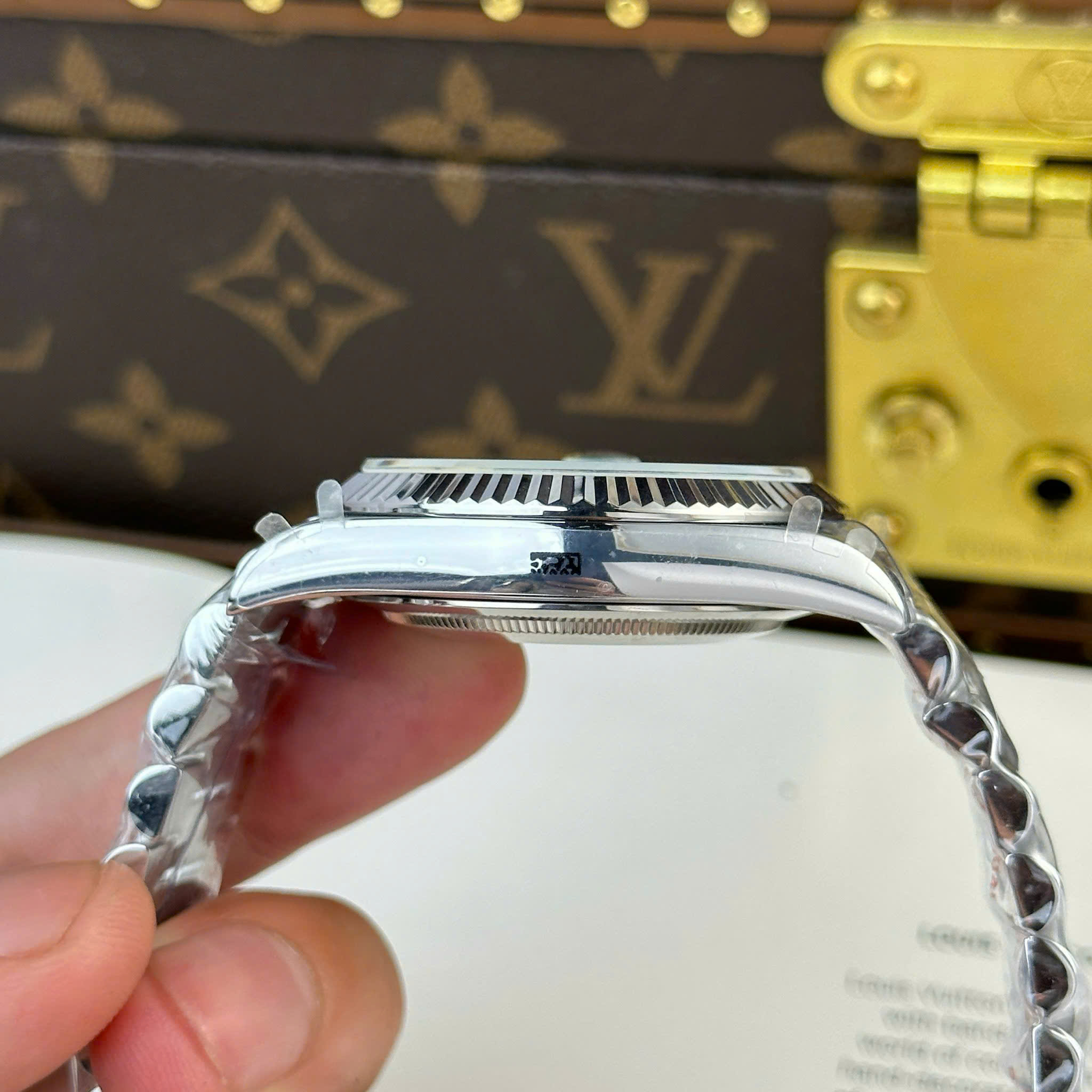 Rolex Day-Date 228236-0008 Best Quality Replica Watches Green Dial Roman Hours QF Factory 40mm (5)