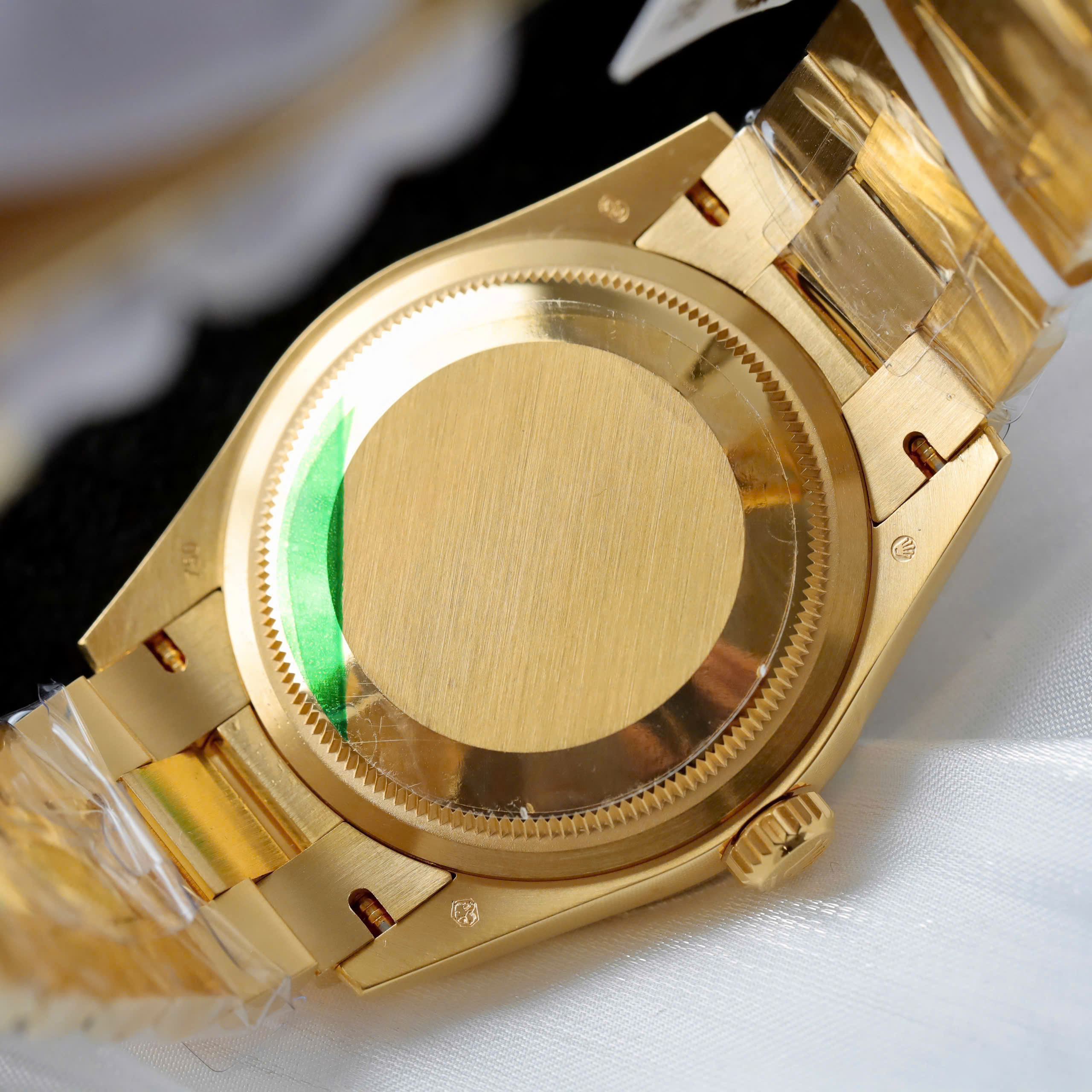 Rolex Day-Date Best Replica Watch Green Dial 18K Gold Wrapped Baguette Hours QF Factory 36mm (3)