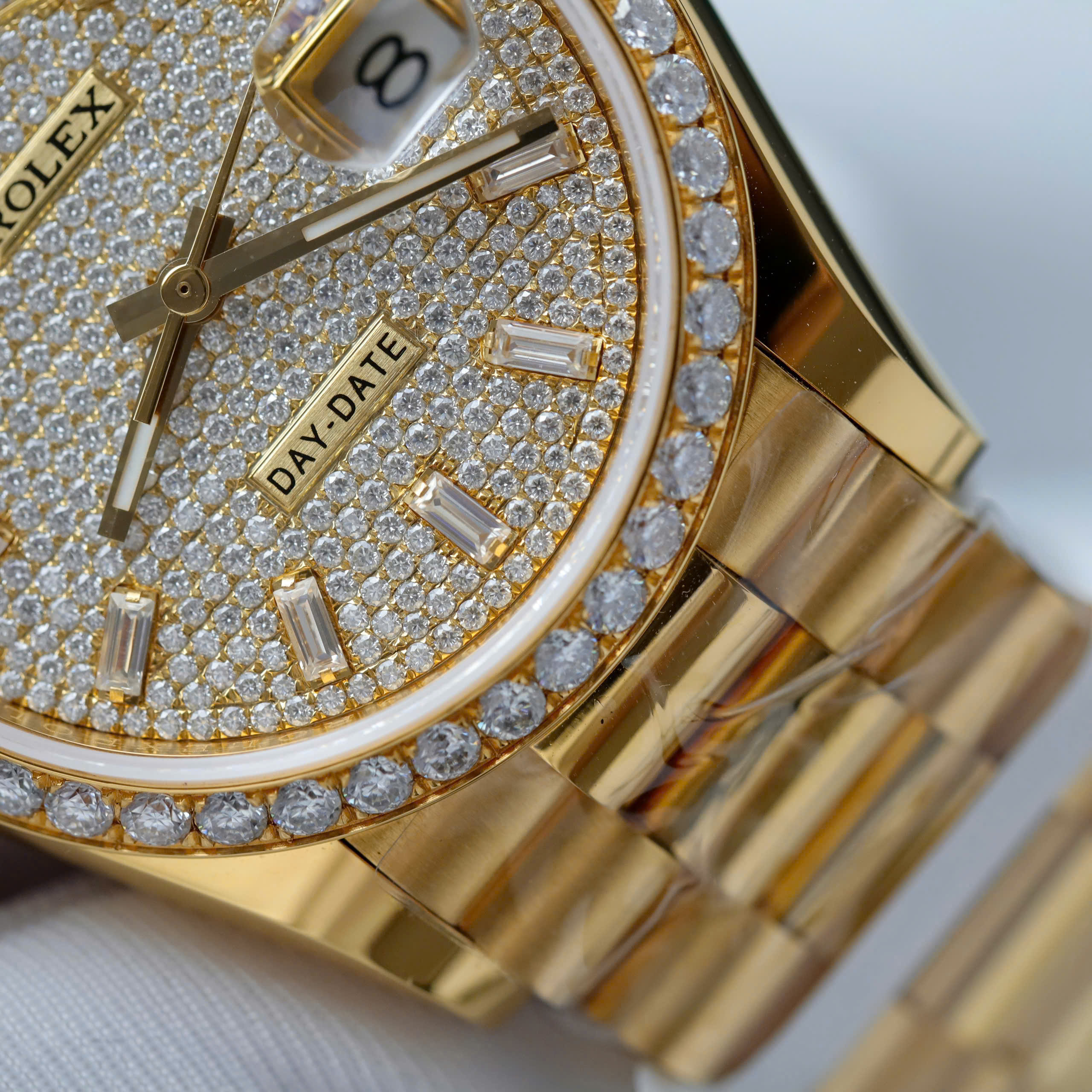 Rolex Day-Date Imitaiton Watch 18K Gold Wrapped Diamond Moissanite Dial & Bezel 36mm (4)