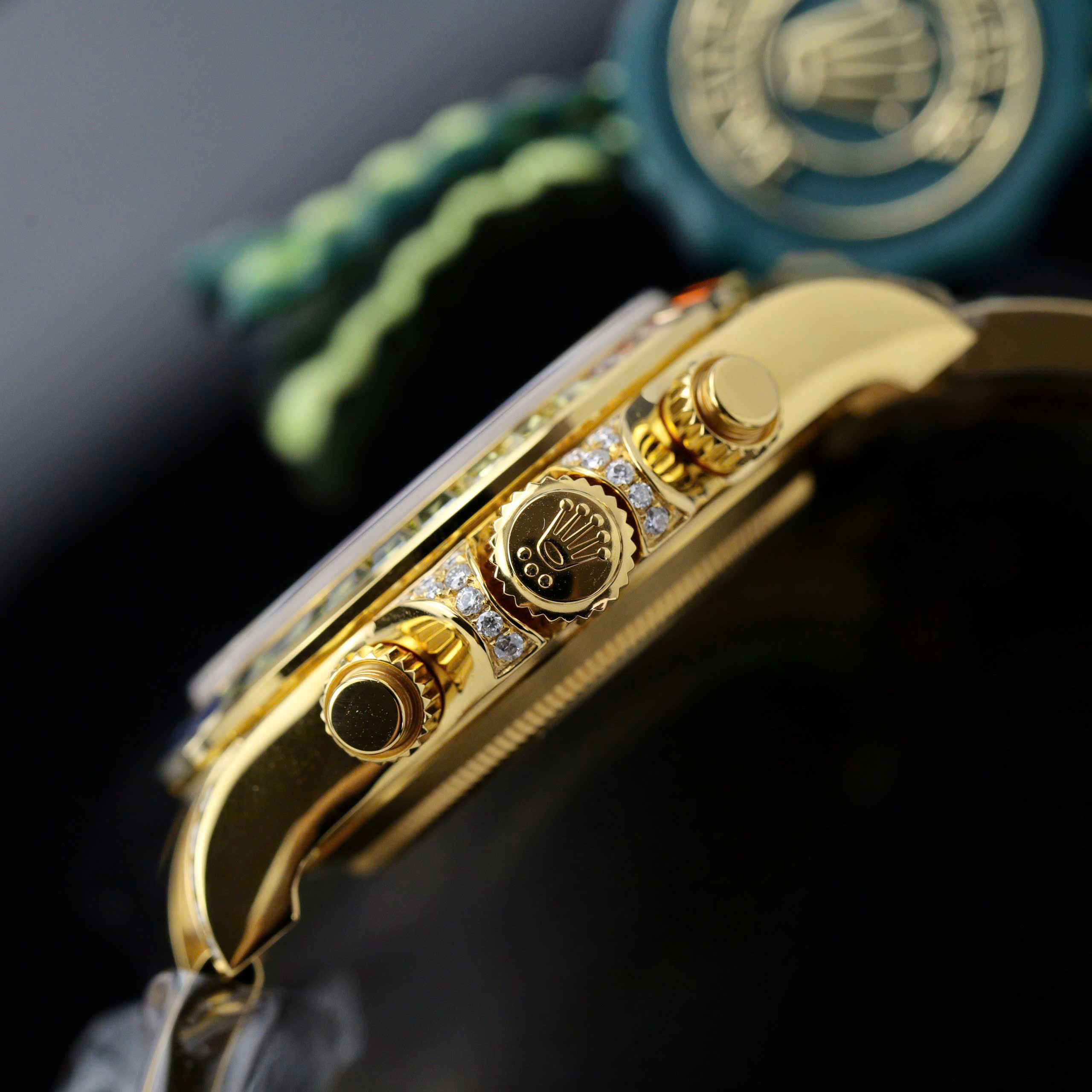 Rolex Daytona Rainbow Replica Watches Gold 18K Wrapped + Gem + Moissanite Black Dial 40mm (3)