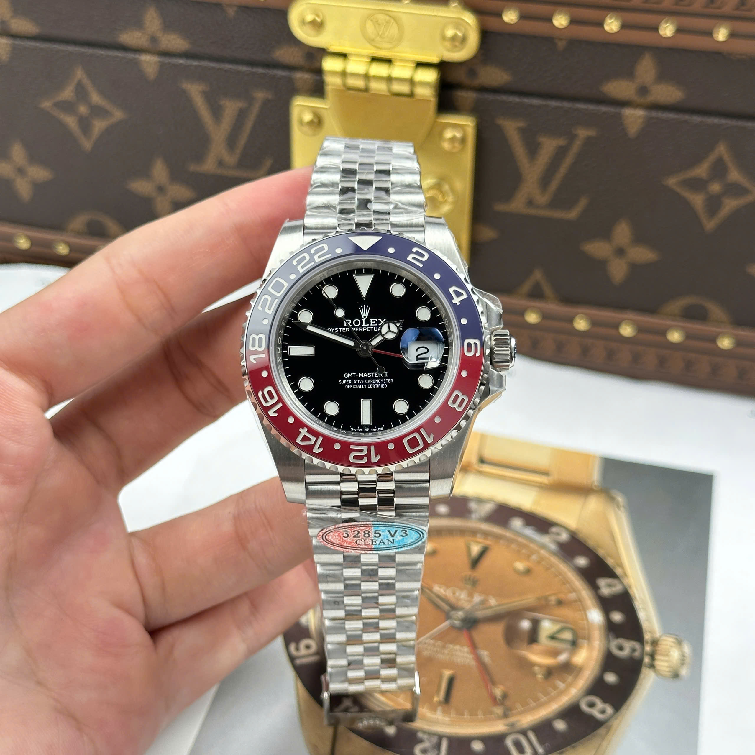 Rolex GMT-Master II 126710BLRO Pepsi Good Imitation Watch Black Dial Ceramic Bezel Clean Factory 40mm (11)