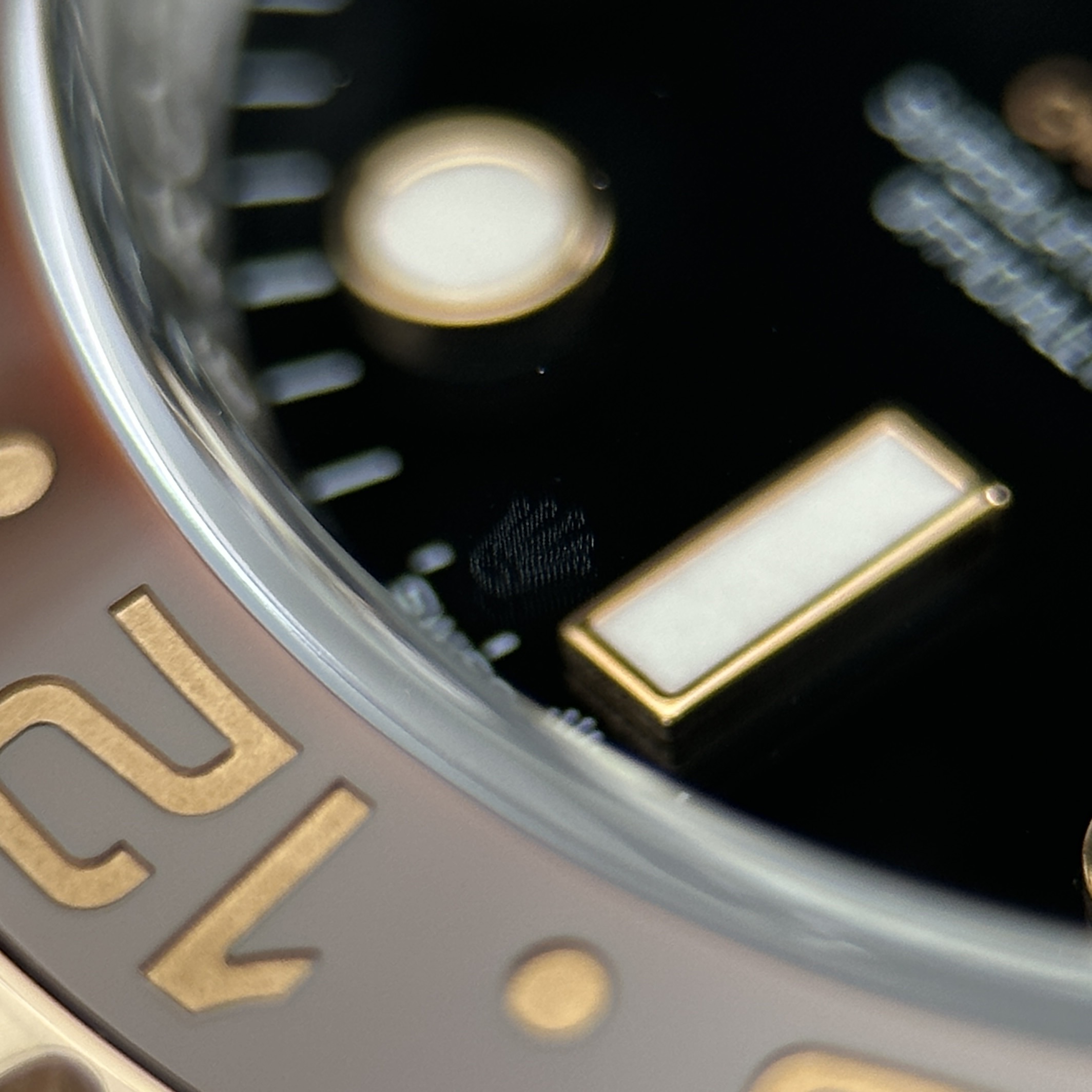 Rolex GMT-Master II 126711CHNR-0002 Root Beer Replica Watch Two Tone Rose Gold Plate Black Dial Bezel Ceramic Clean Factory 40mm (10)