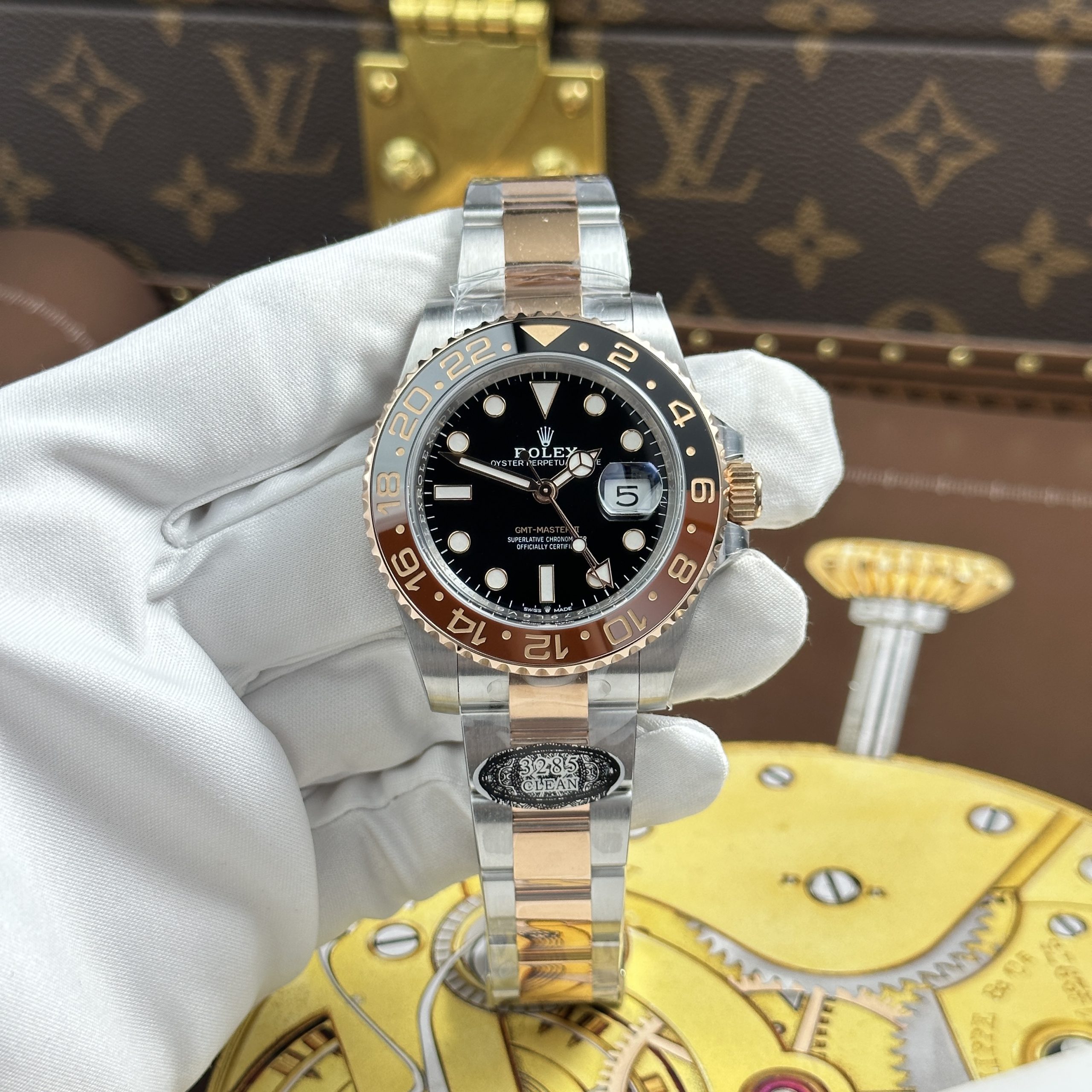 Rolex GMT-Master II 126711CHNR-0002 Root Beer Replica Watch Two Tone Rose Gold Plate Black Dial Bezel Ceramic Clean Factory 40mm (16)