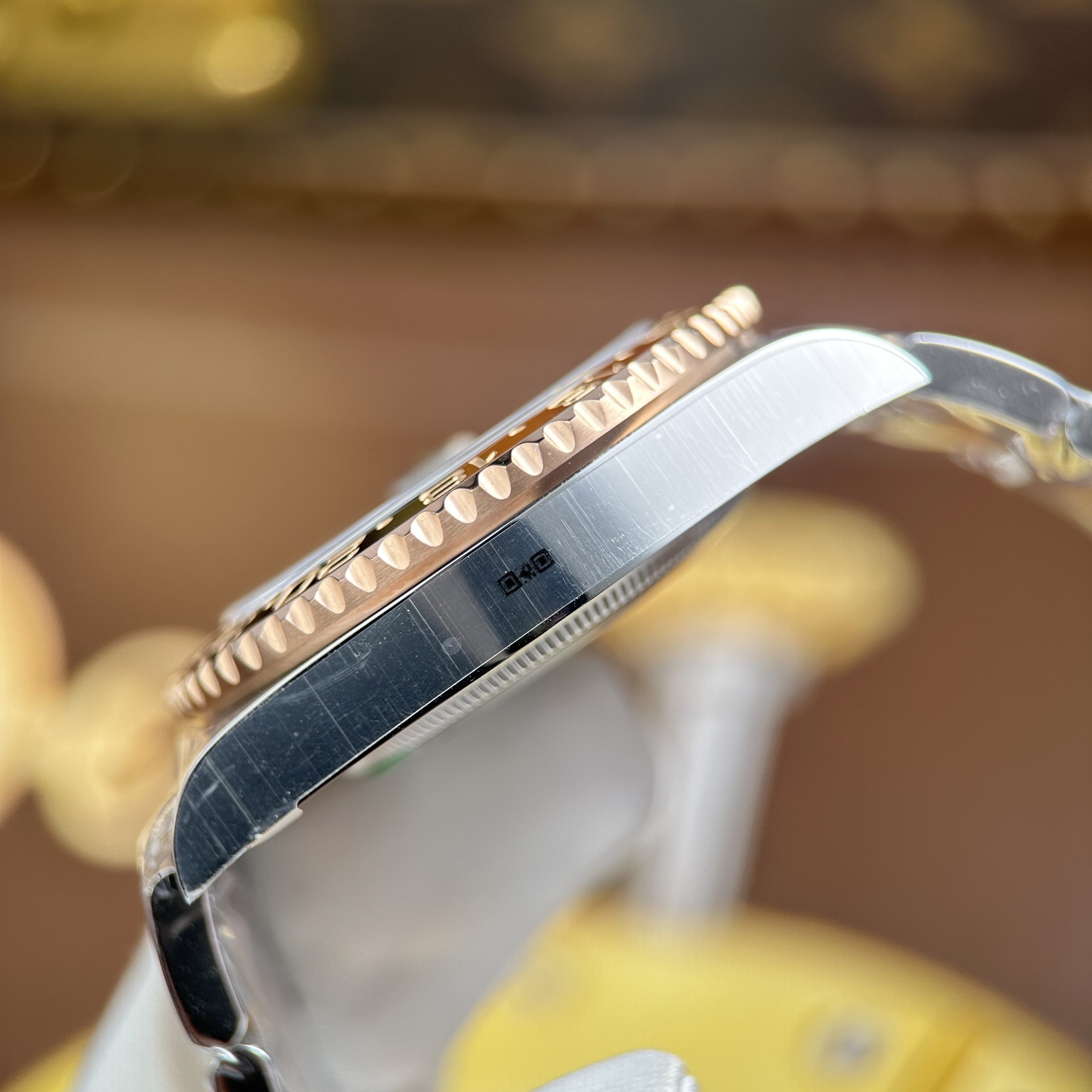 Rolex GMT-Master II 126711CHNR-0002 Root Beer Replica Watch Two Tone Rose Gold Plate Black Dial Bezel Ceramic Clean Factory 40mm (5)