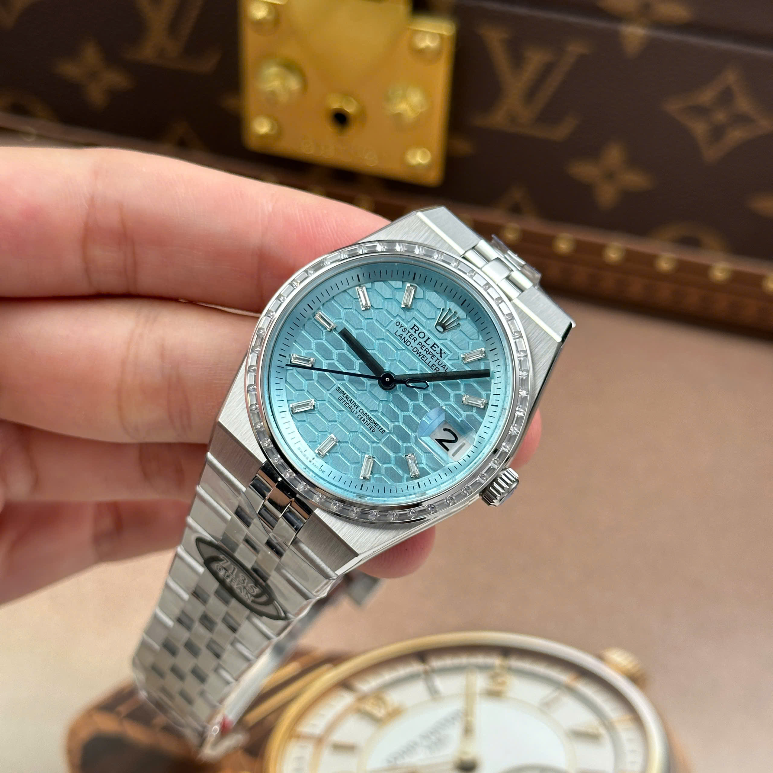 Rolex Land-Dweller Best Quality Replica Watch Ice Blue Dial Rhinestone Baguette Bezel Clean Factory 36mm (11)
