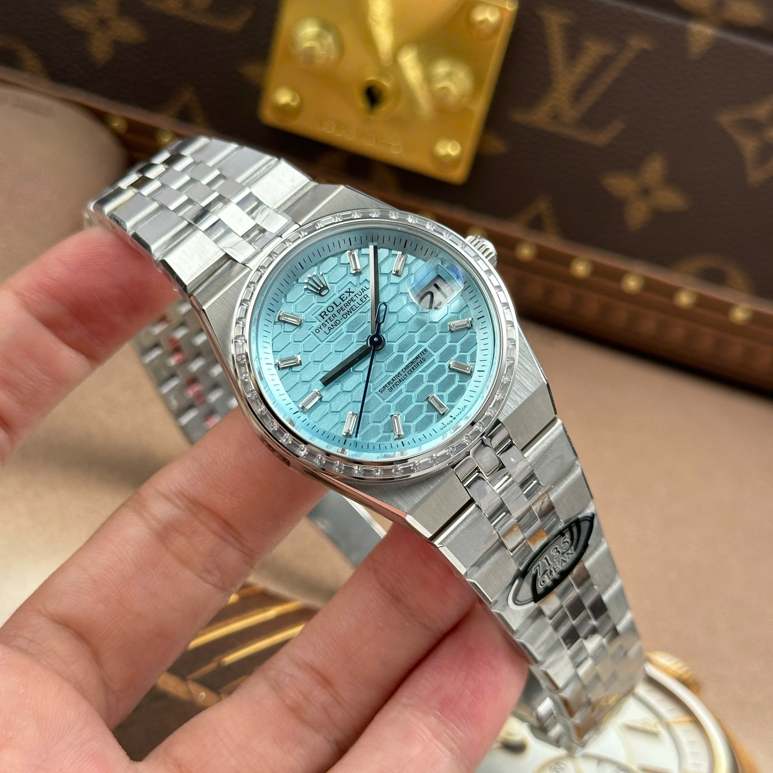 Rolex Land-Dweller Best Quality Replica Watch Ice Blue Dial Rhinestone Baguette Bezel Clean Factory 36mm (12)