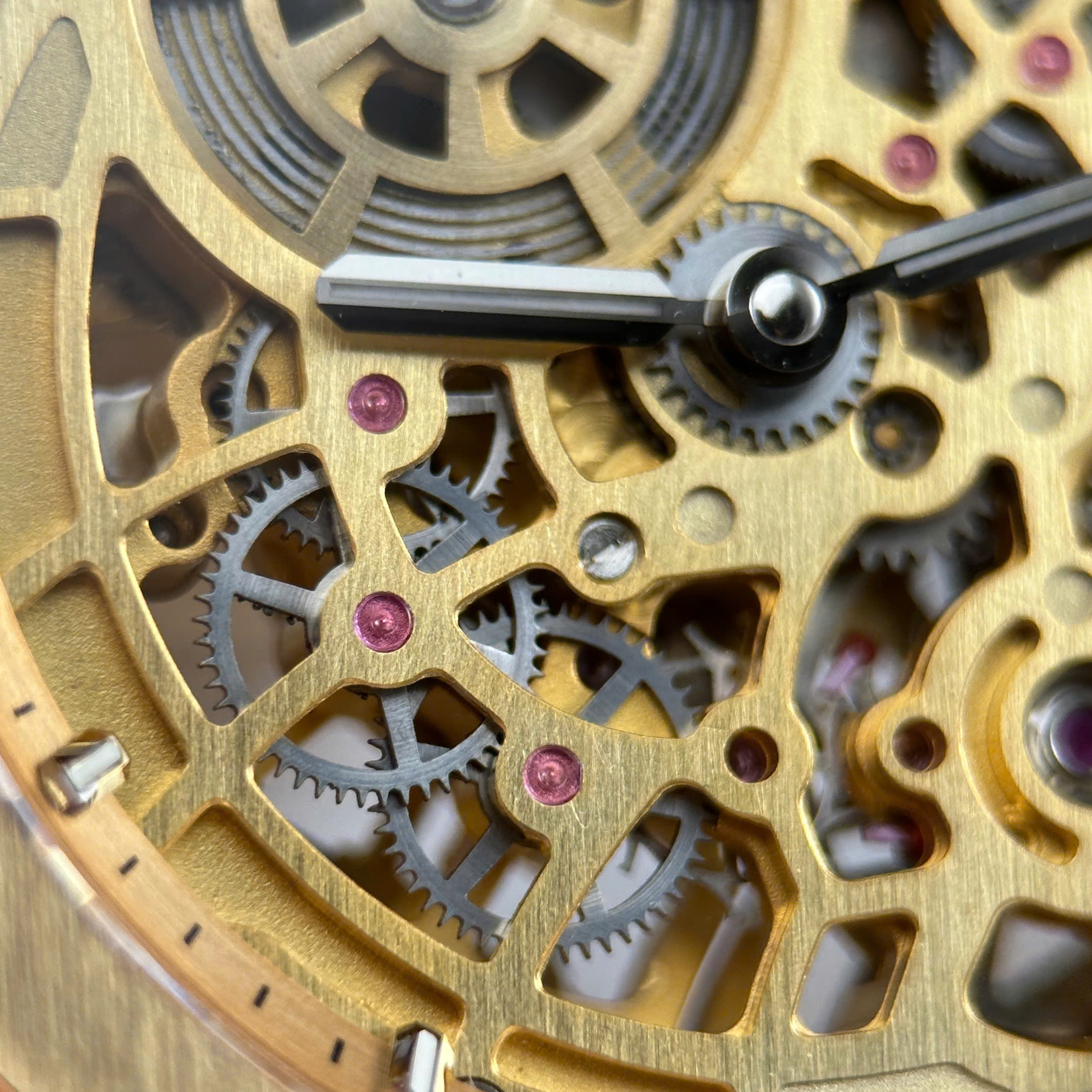 Audemars Piguet Good Imitation Watch Royal Oak Jumbo Extra-thin Openworked 16204 Gold Skeleton Dial ZF Factory 39mm (11)