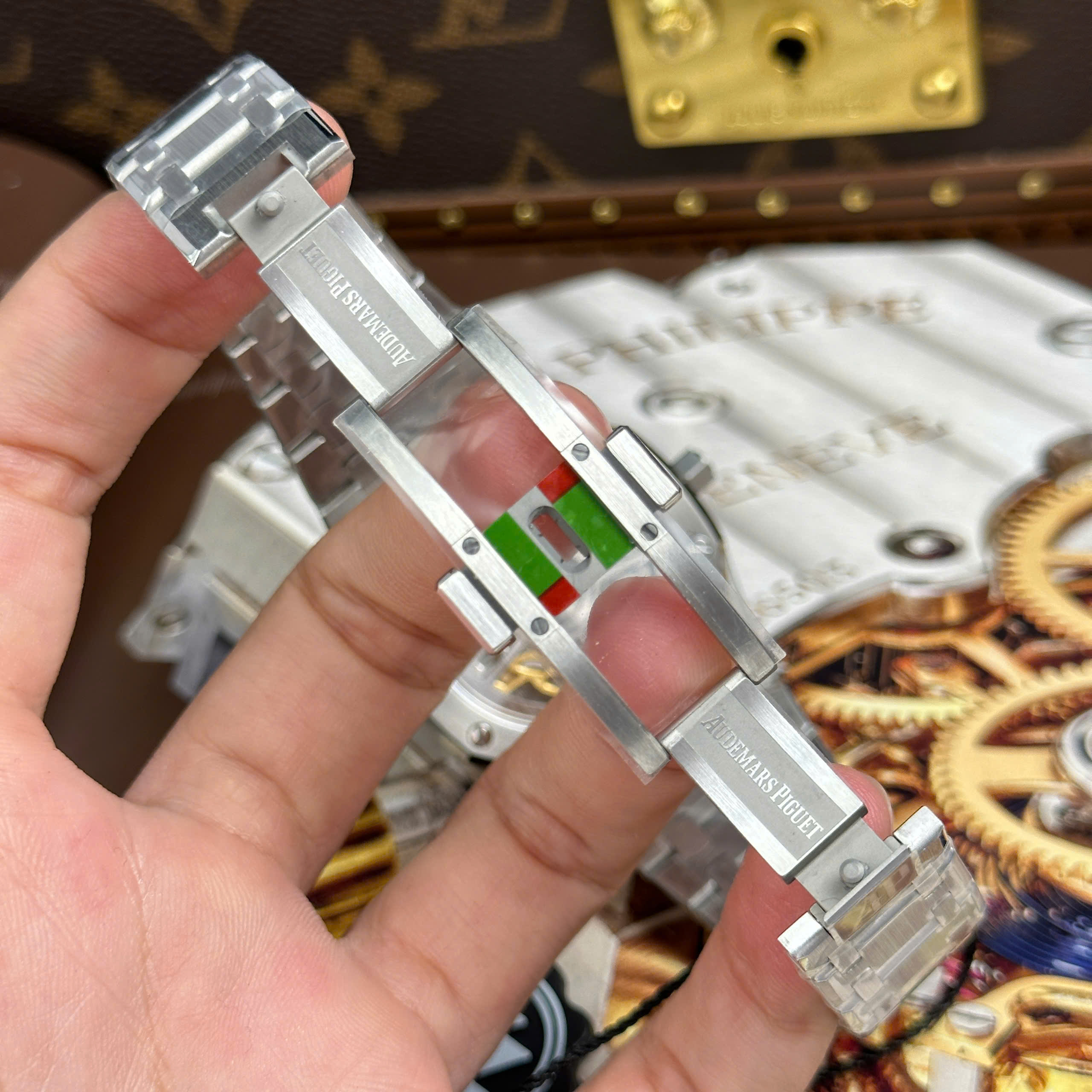 Audemars Piguet Replica 11 Royal Oak Jumbo Extra-thin Openworked 16204 Skeleton Dial Stainless Steel ZF Factory 39mm (2)